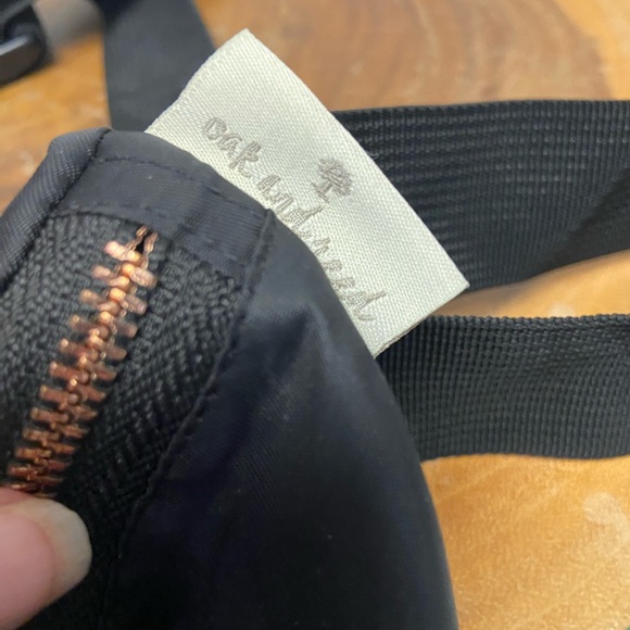 Oak and Reed Black Fanny Pack with Rose Gold zipper - Picture 7 of 8